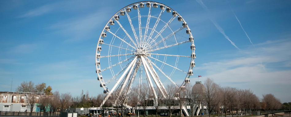Trans Canada Trail - Ville de Montreal - Vieux Port | Sentier Transcanadien ferris wheel on sunny day