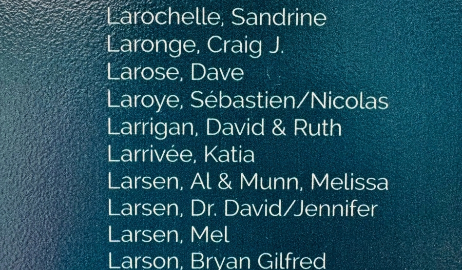 names listed on a plaque