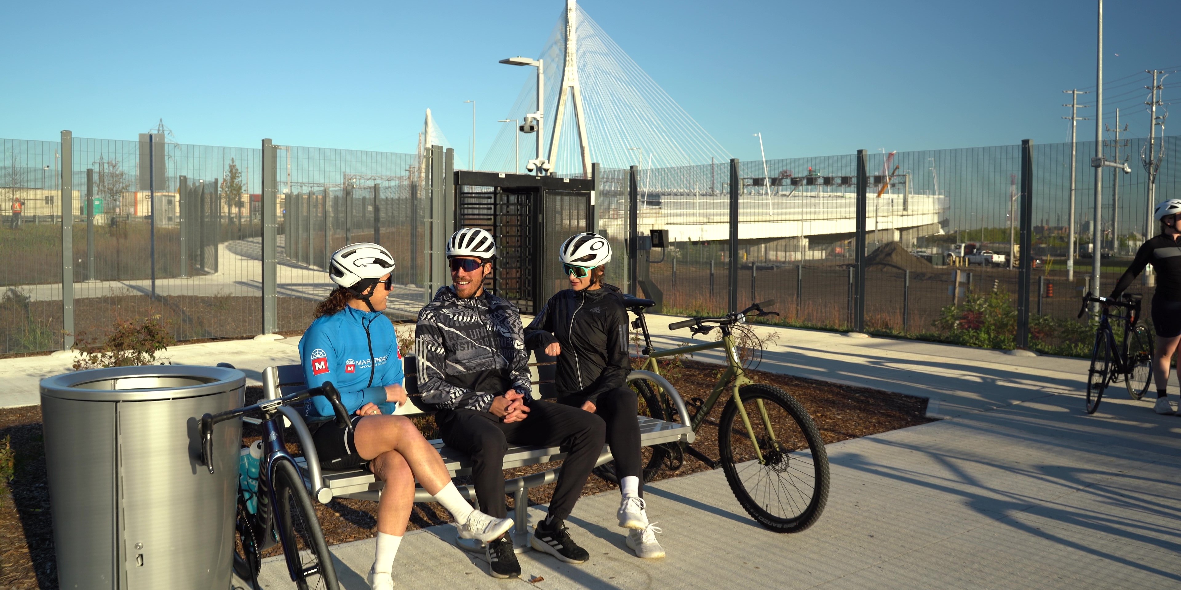 Cyclists at the Gordie Howe International Bridge-webcrop | Sentier Transcanadien Cyclists at the Gordie Howe International Bridge.